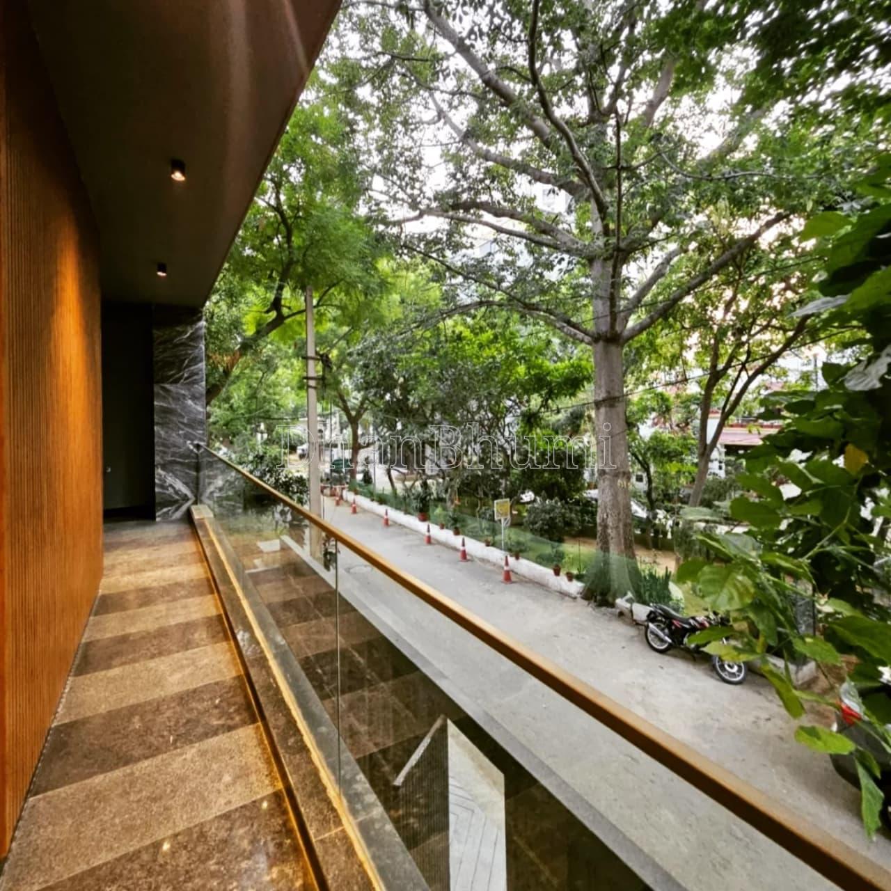 property_images/1757162937_68bc2db963177.jpeg