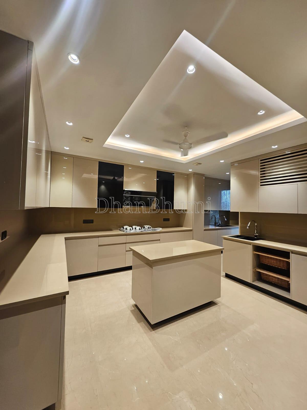 property_images/1762435918_690ca34e13f6b.jpeg