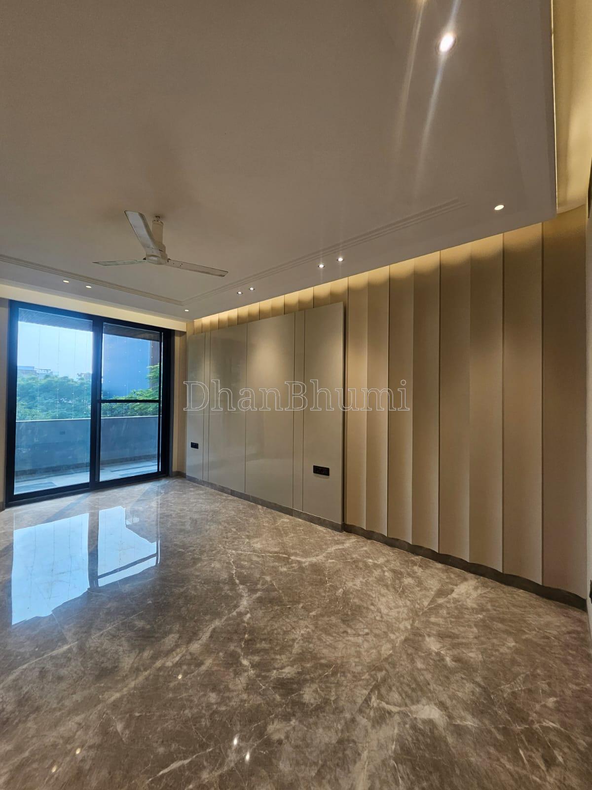 property_images/1762436760_690ca698f3eb2.jpeg