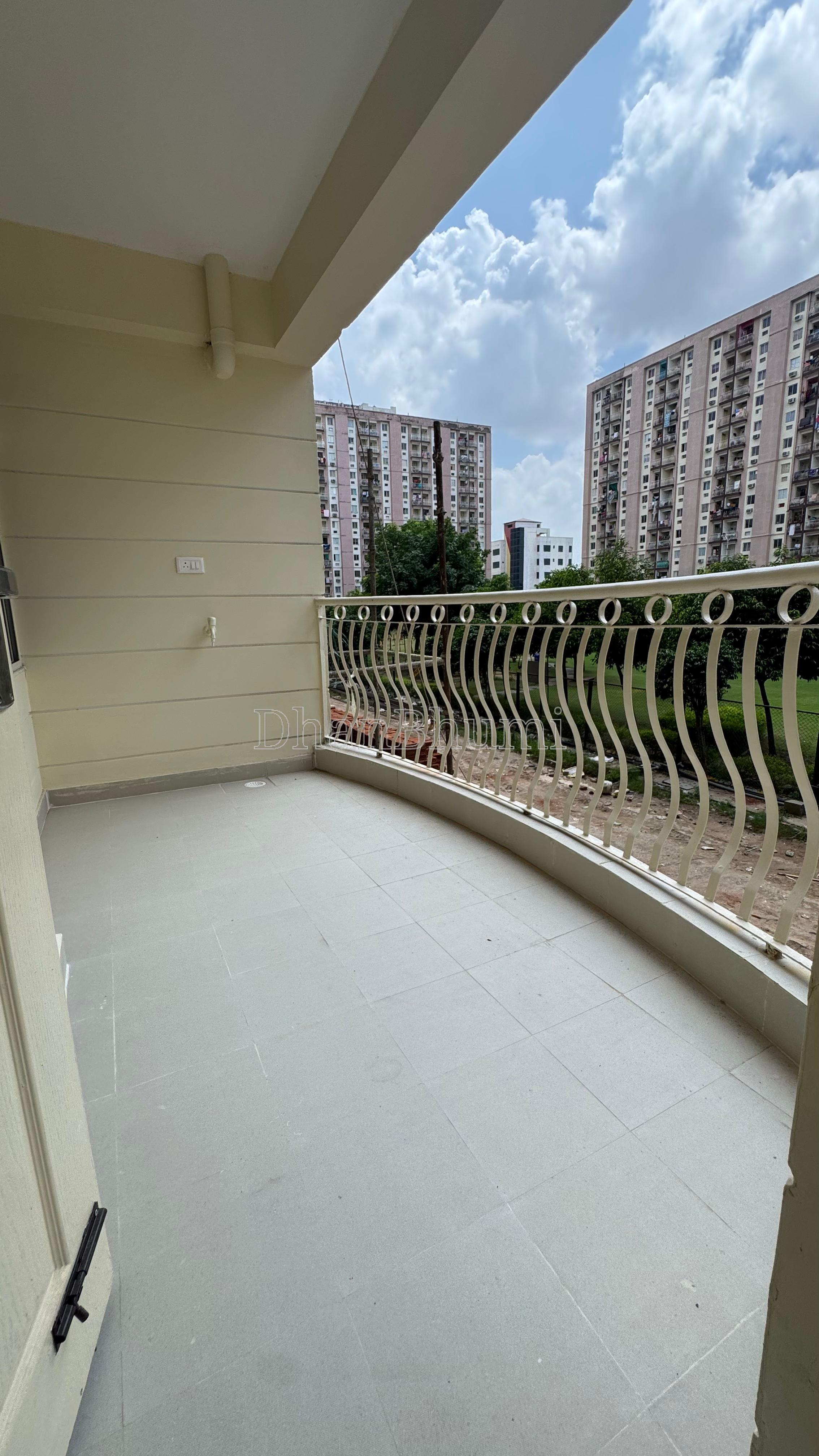 property_images/1762741864_69114e6837412.jpg