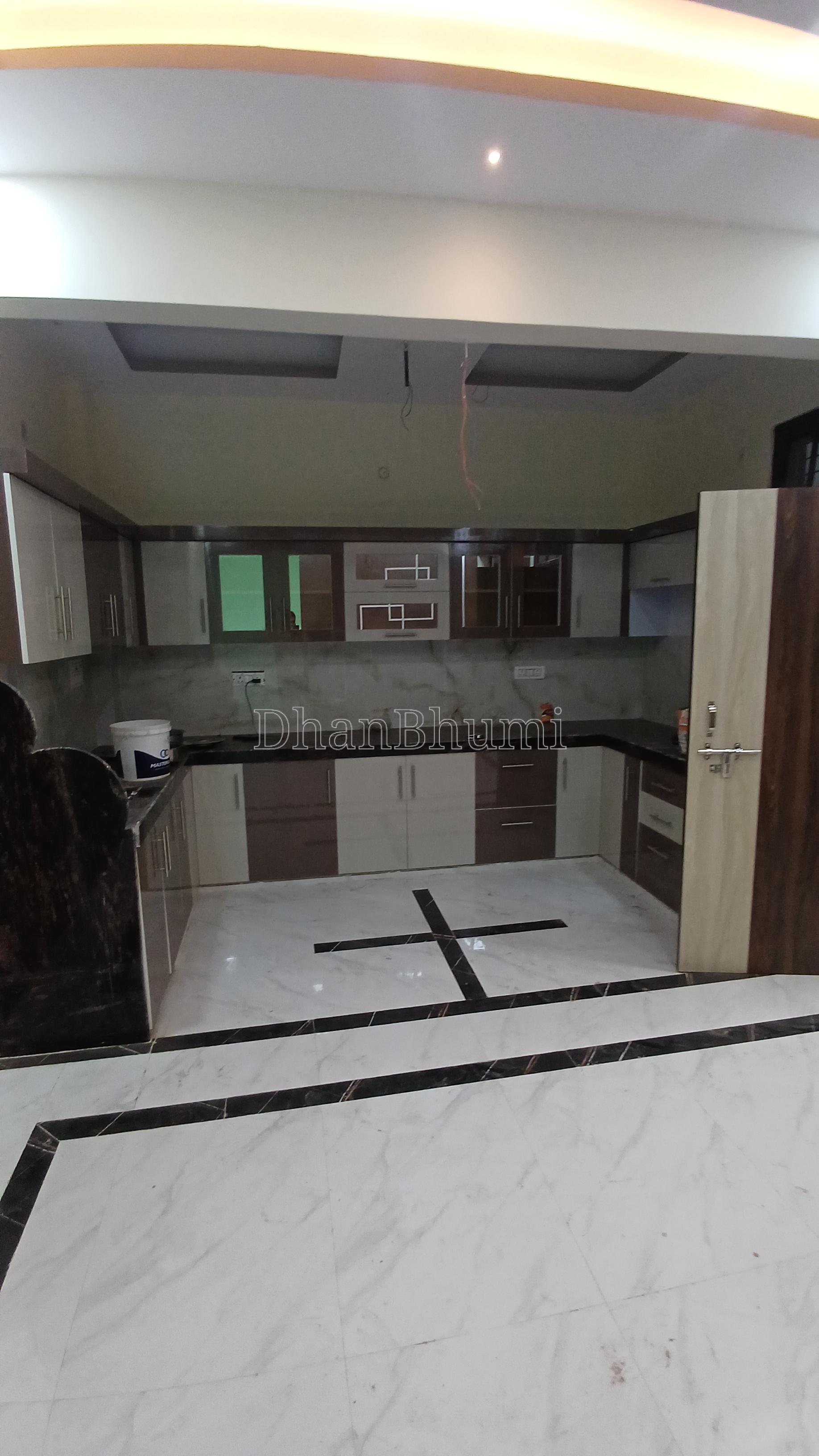 property_images/1763113406_6916f9be7c51a.jpg