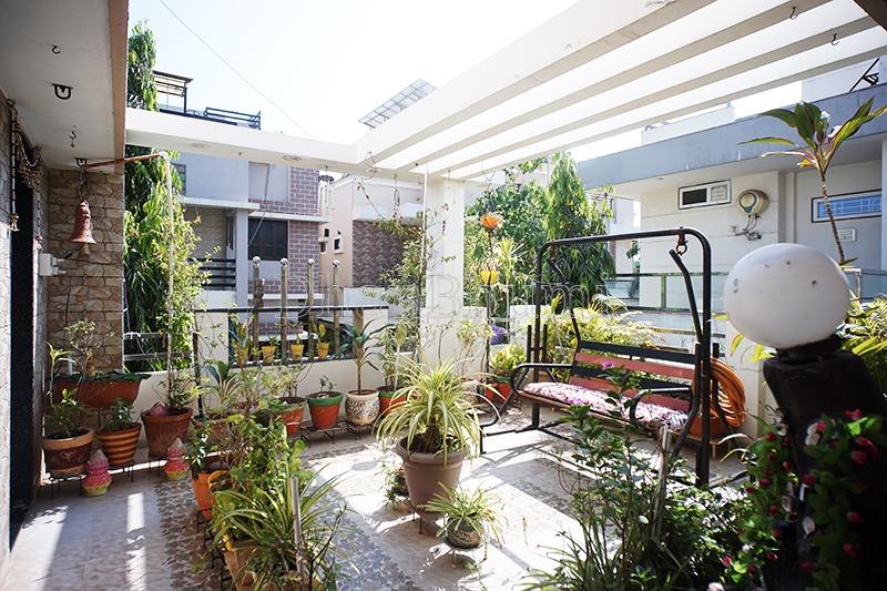 property_images/1763195699_69183b33cc384.jpeg