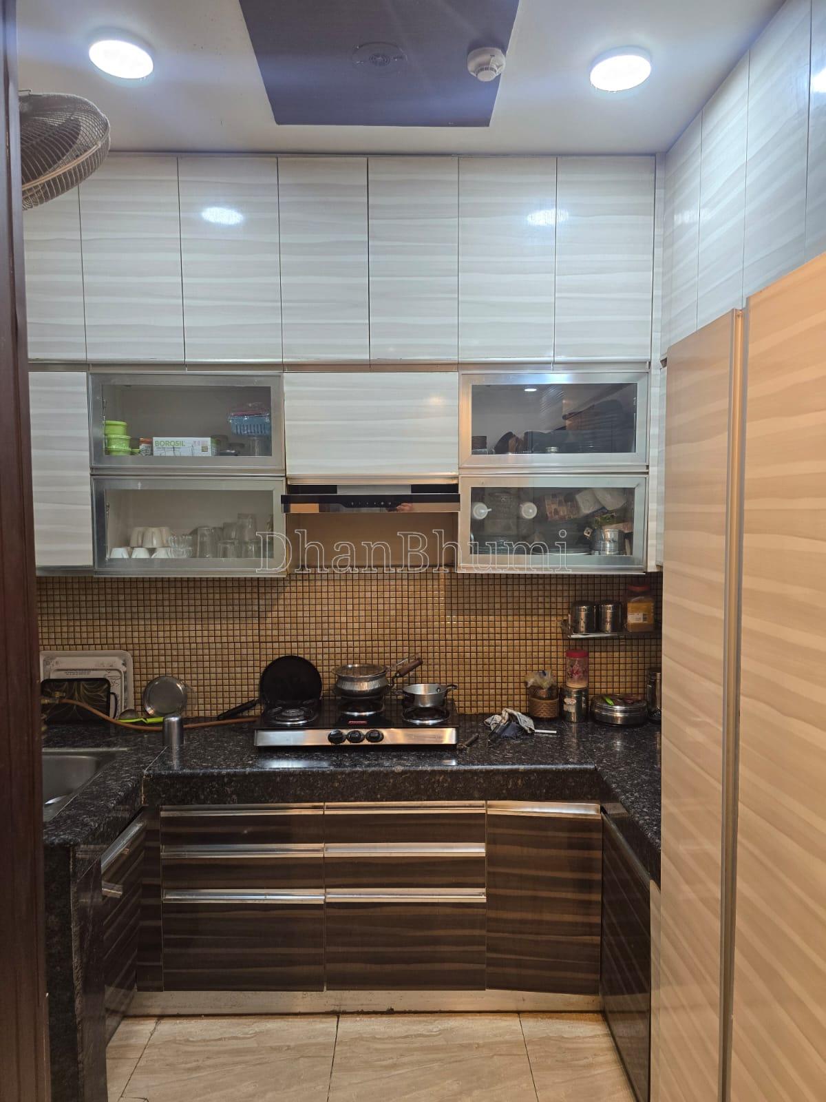 property_images/1764235587_69281943b4814.jpg
