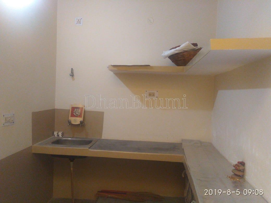 property_images/1764408563_692abcf37bc64.jpeg