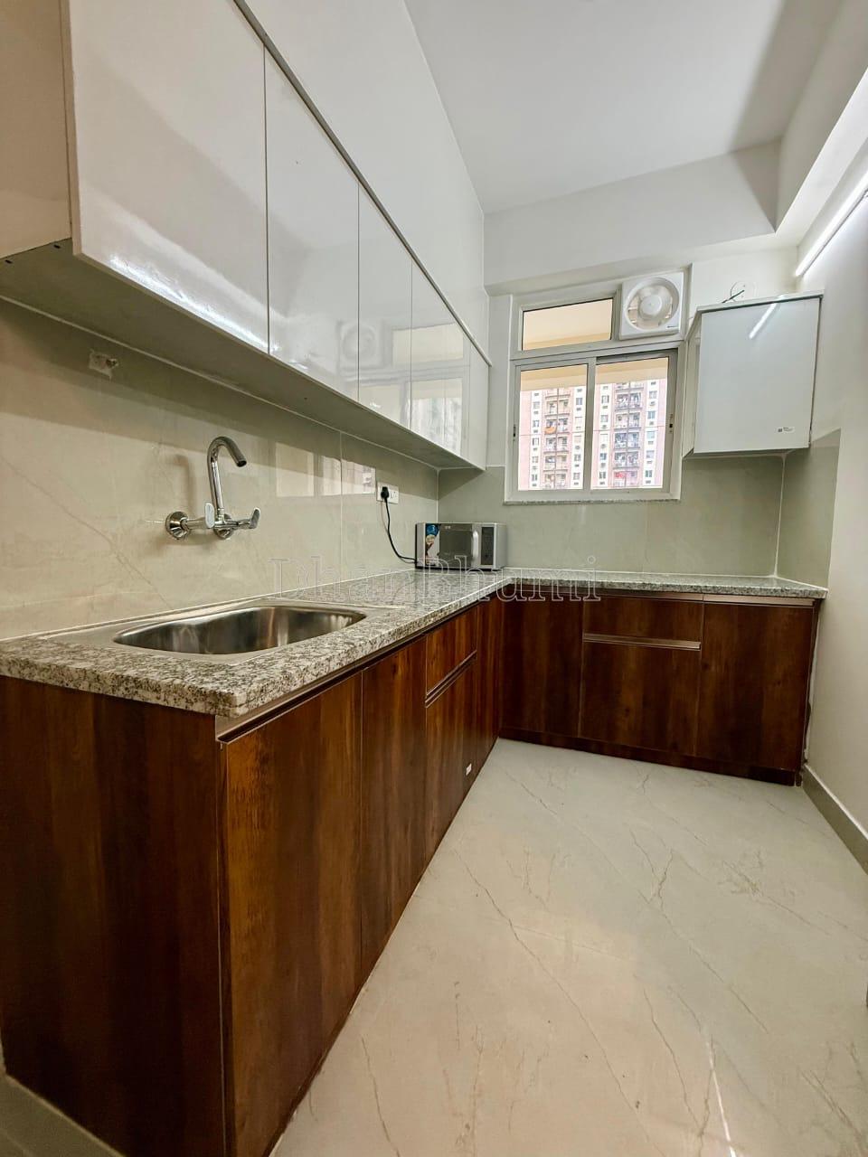 property_images/1765457528_693abe787eb3c.jpeg