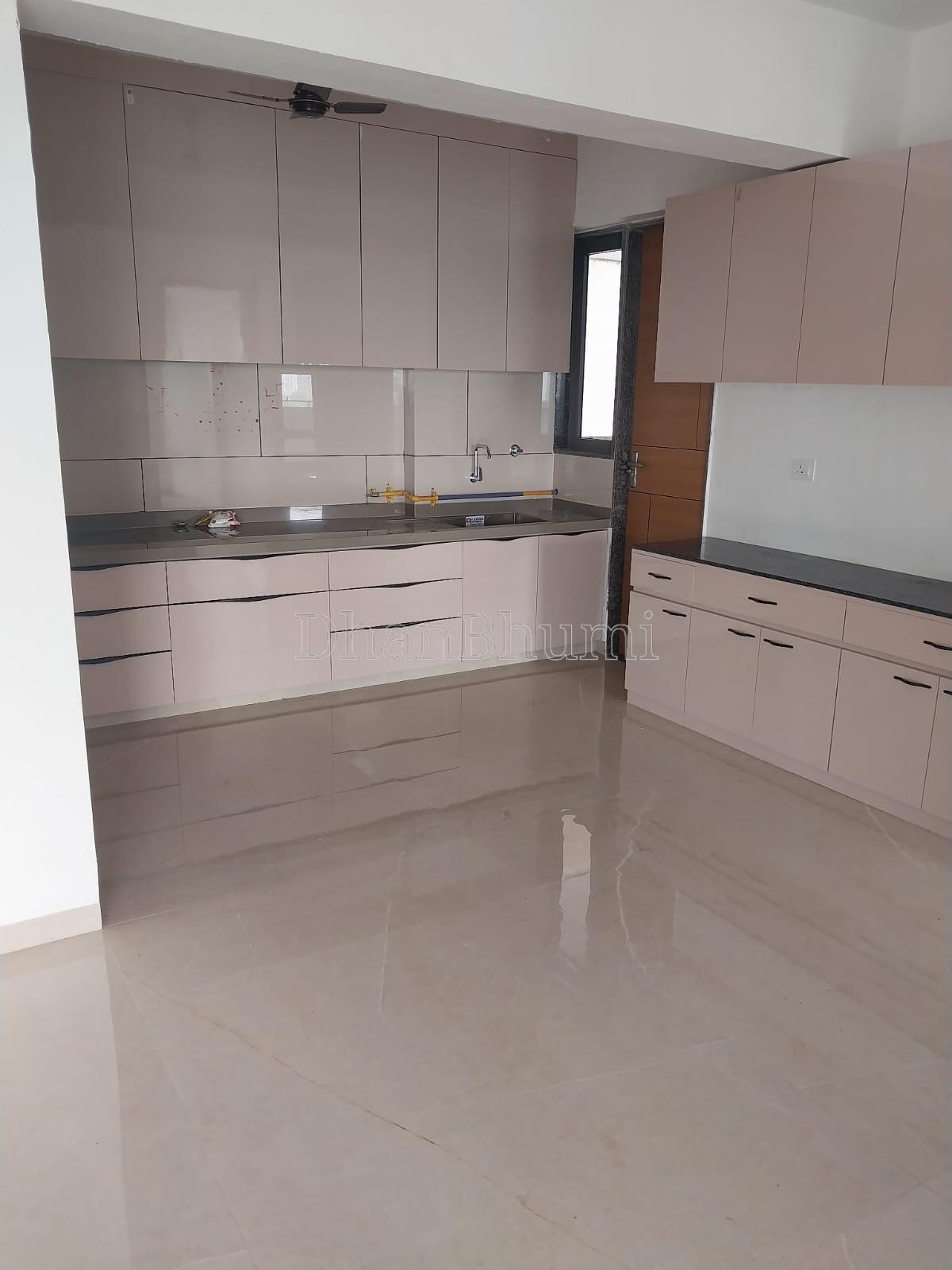 property_images/1765528598_693bd4167d1f4.jpg