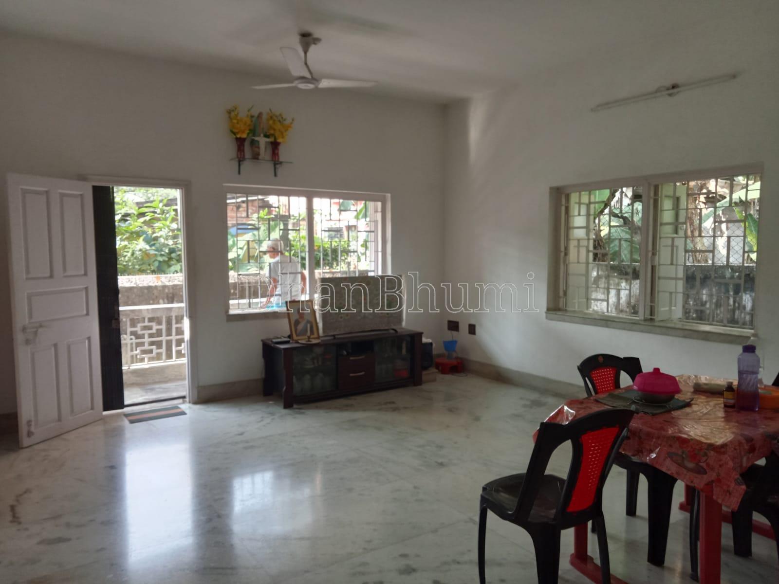 property_images/1765534388_693beab4c40f5.jpeg