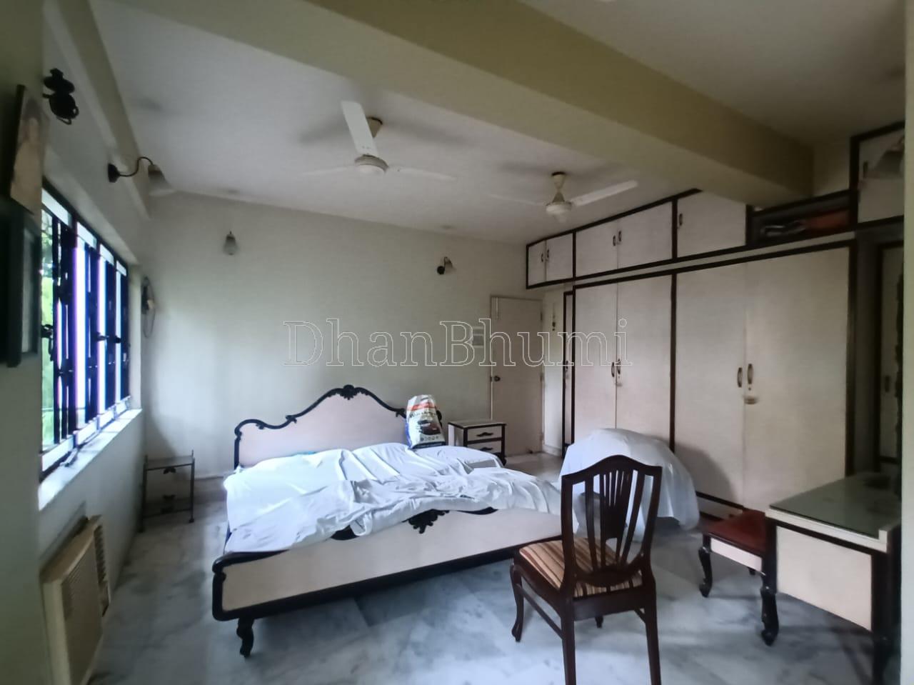 property_images/1766559824_694b905065bdf.jpeg