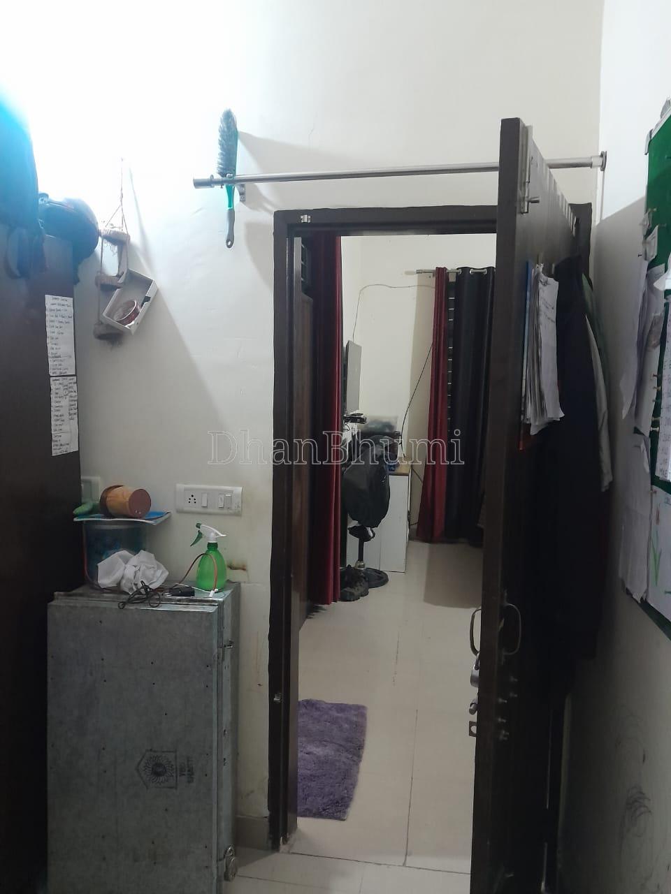 property_images/1769939483_697f221b628fe.jpeg