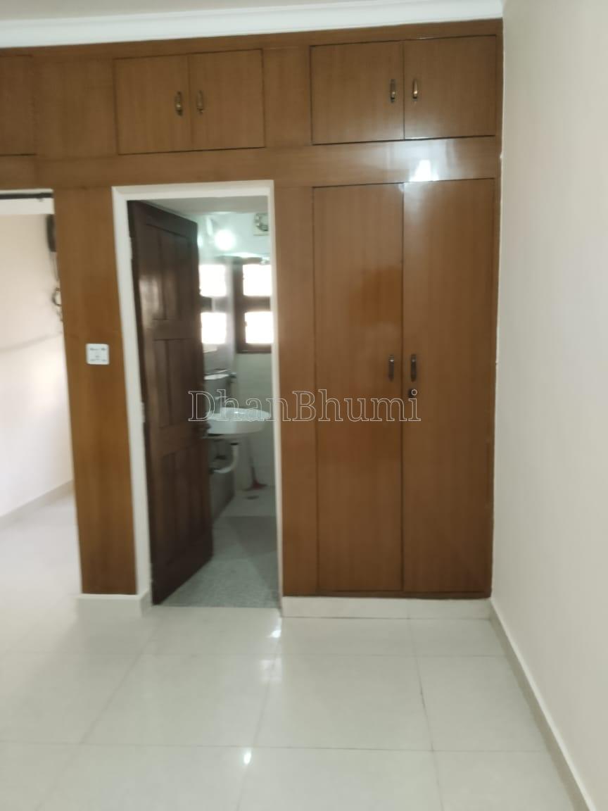 property_images/1775127697_69ce4c911df02.jpeg