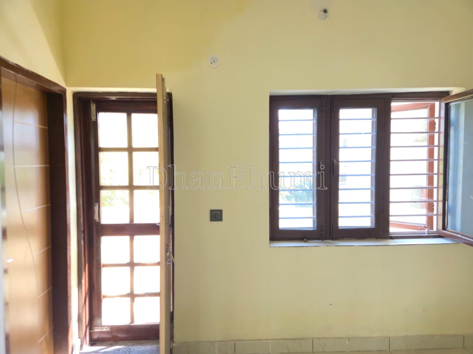property_images/1775475291_69d39a5b193a7.jpeg