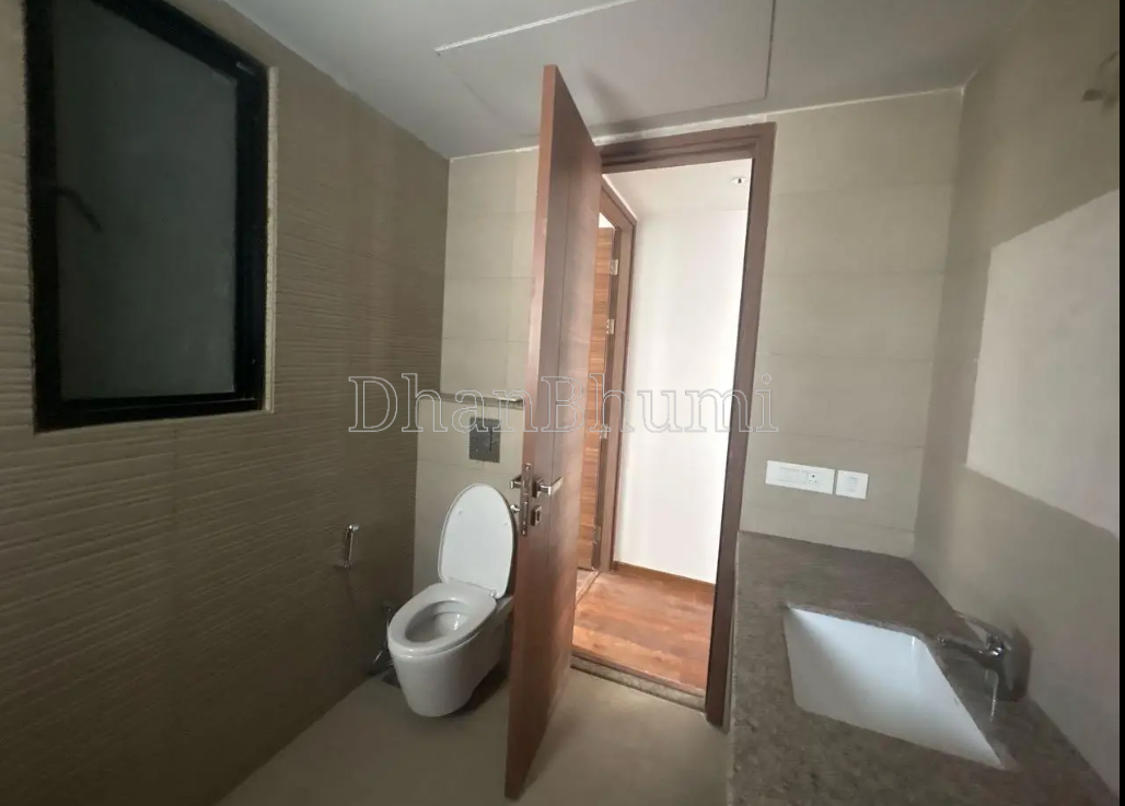 property_images/1776233111_69df2a972fad6.png