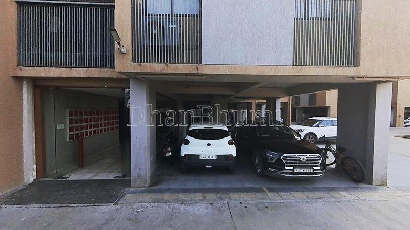 property_images/1777275323_69ef11bbad2b1.jpeg
