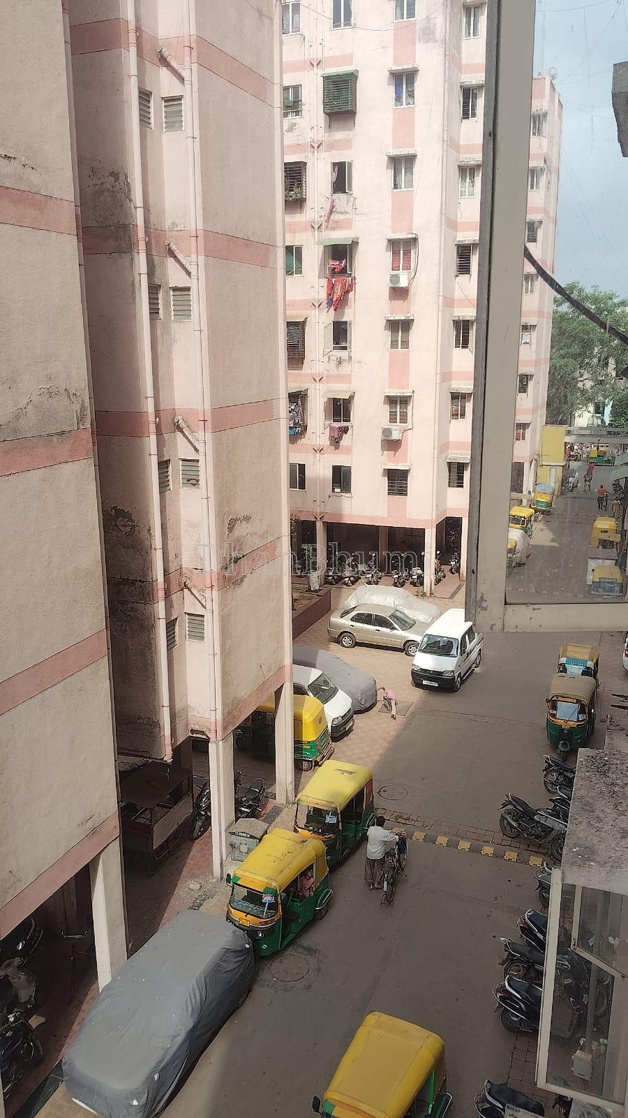 property_images/1_bhk_flatapartment_in_ahmedabad_1789715975_6aace6071a13d.jpeg