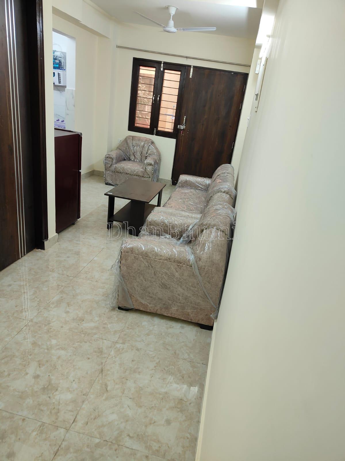property_images/1_bhk_flatapartment_in_delhi_1788966344_6aa175c8c2745.jpg