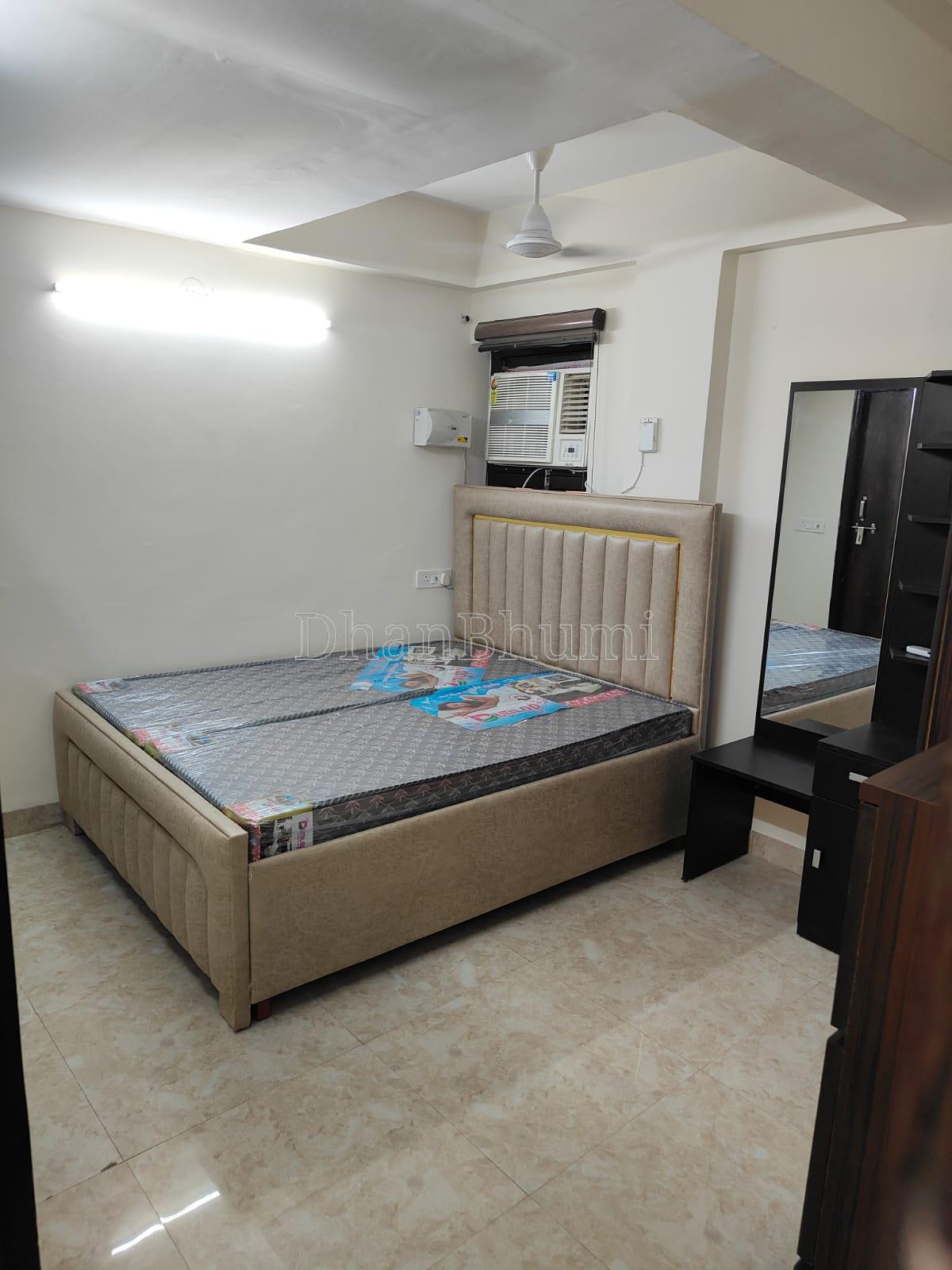 property_images/1_bhk_flatapartment_in_delhi_1788966735_6aa1774f04908.jpg