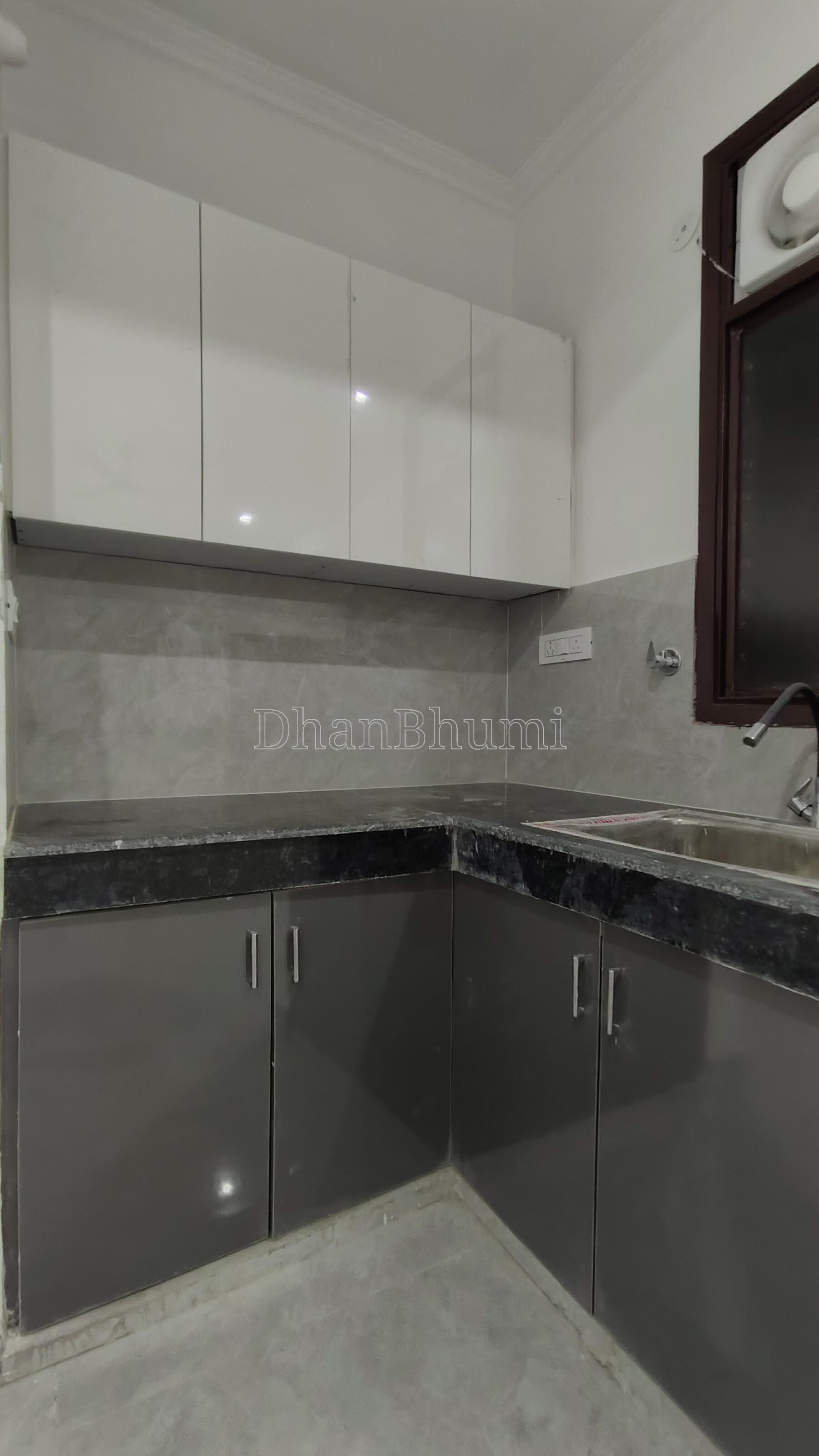 property_images/1_bhk_independent_builder_floor_in_delhi_1777900196_69f89aa44d422.jpg