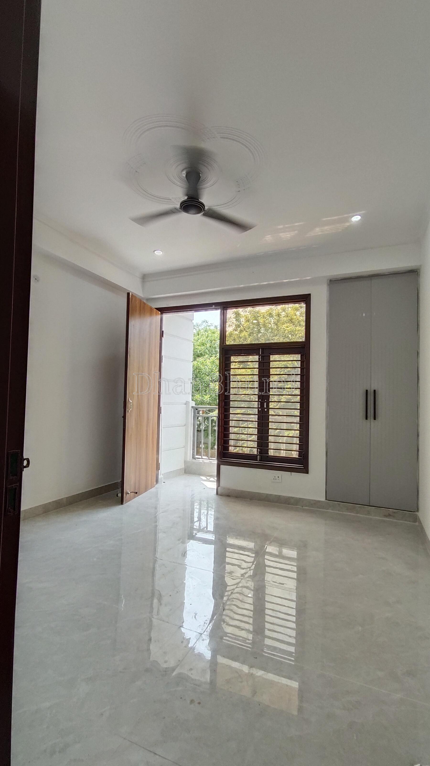 property_images/1_bhk_independent_builder_floor_in_delhi_1777900196_69f89aa4f3d33.jpg