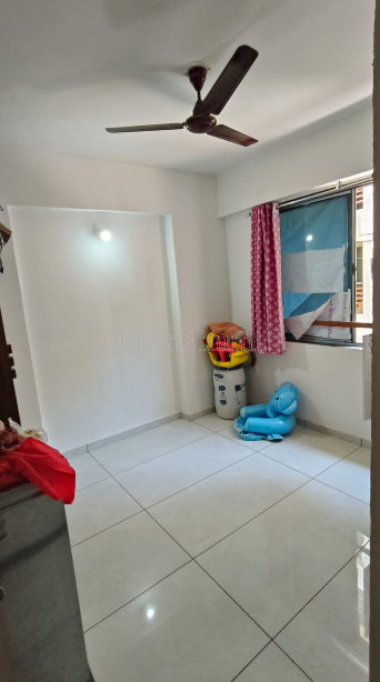 property_images/2_bhk_flatapartment_in_ahmedabad_1786692830_6a7ec4de00fb4.PNG