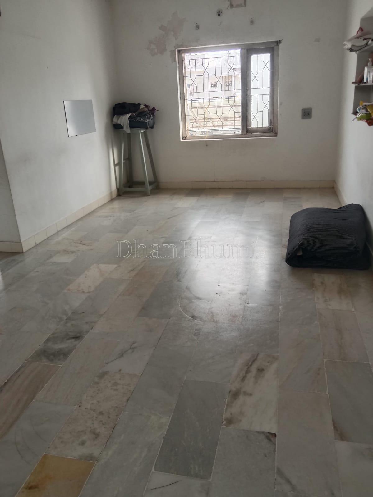 property_images/2_bhk_flatapartment_in_dhoraji_1781509704_6a2fae48a9000.jpeg