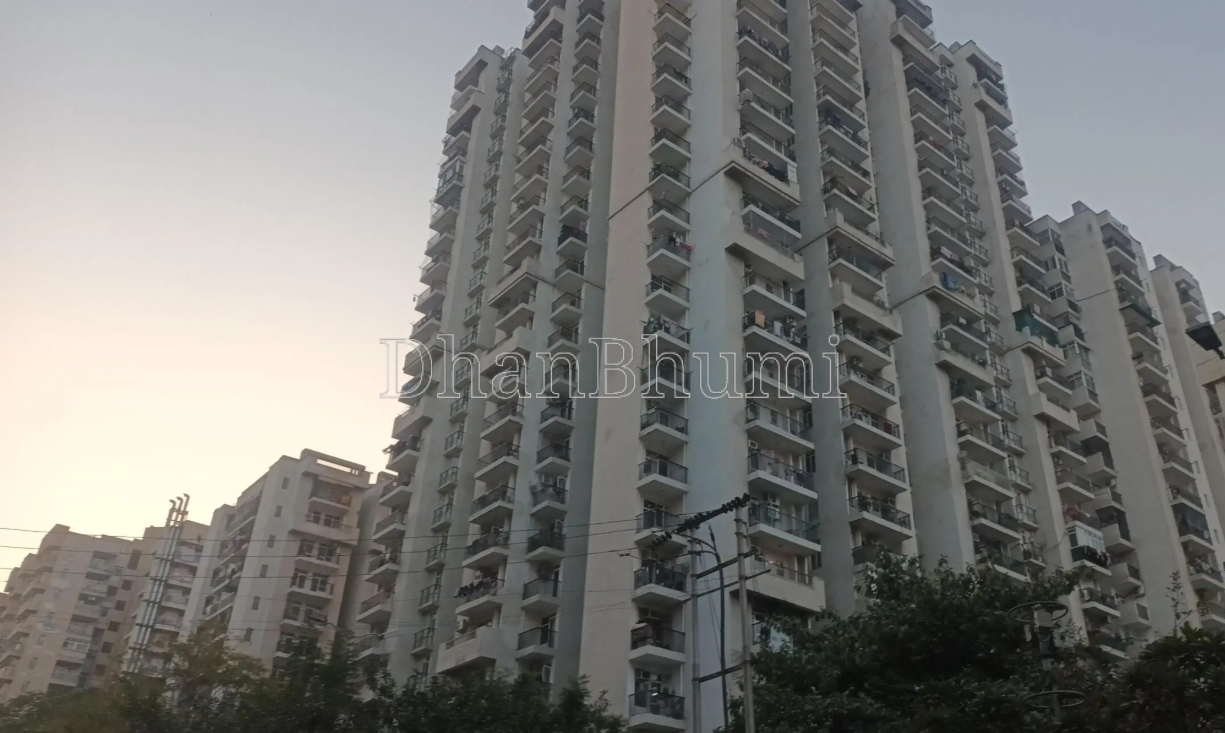 property_images/2_bhk_flatapartment_in_greater_noida_1778232785_69fdadd1308a8.png