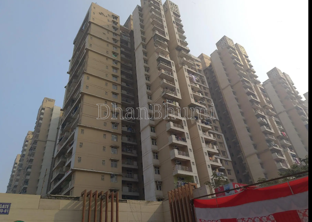 property_images/2_bhk_flatapartment_in_greater_noida_1778239505_69fdc811c6144.png