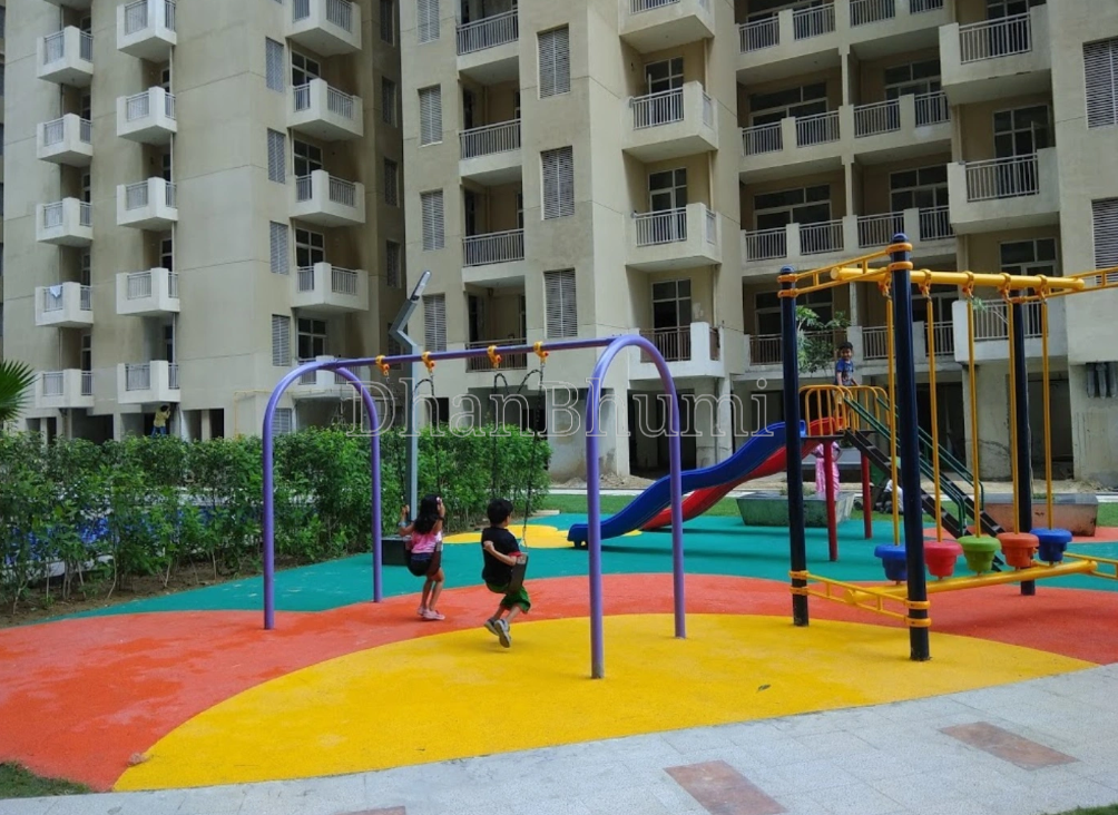 property_images/2_bhk_flatapartment_in_greater_noida_1778241637_69fdd065700a8.png