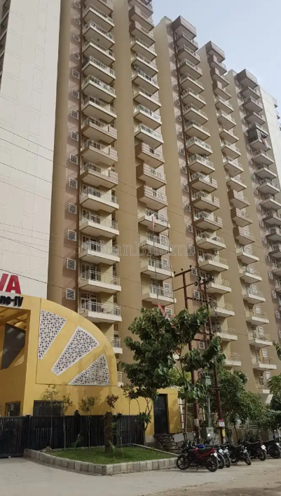 property_images/2_bhk_flatapartment_in_greater_noida_1778308015_69fed3af5cda0.png