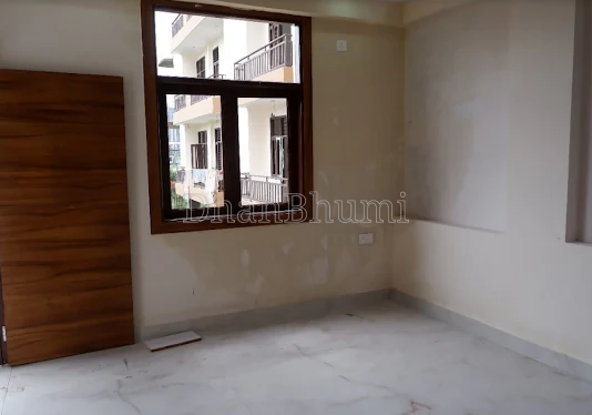 property_images/2_bhk_flatapartment_in_greater_noida_1780575258_6a216c1a948e7.png