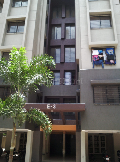 property_images/2_bhk_flatapartment_in_surat_1790853629_6abe41fdc92a2.PNG