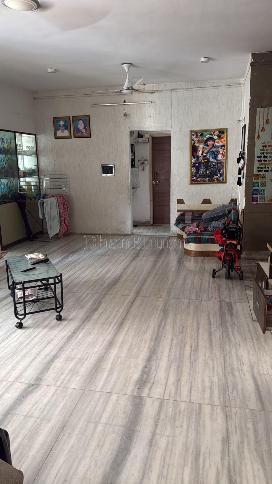 property_images/2_bhk_flatapartment_in_surat_1791550502_6ac8e4268def2.jpeg