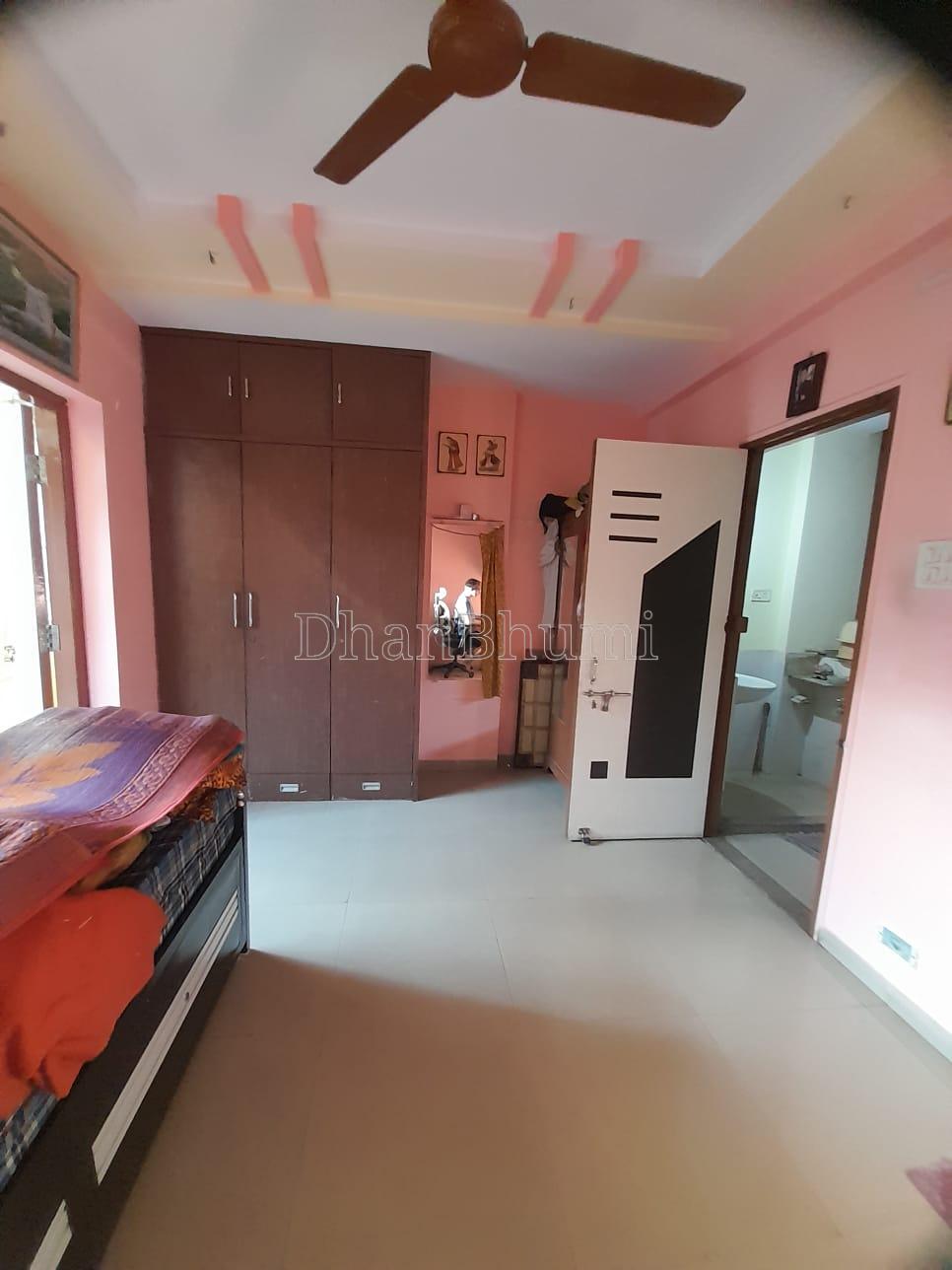property_images/2_bhk_independent_builder_floor_in_surat_1781155556_6a2a46e41335c.jpeg