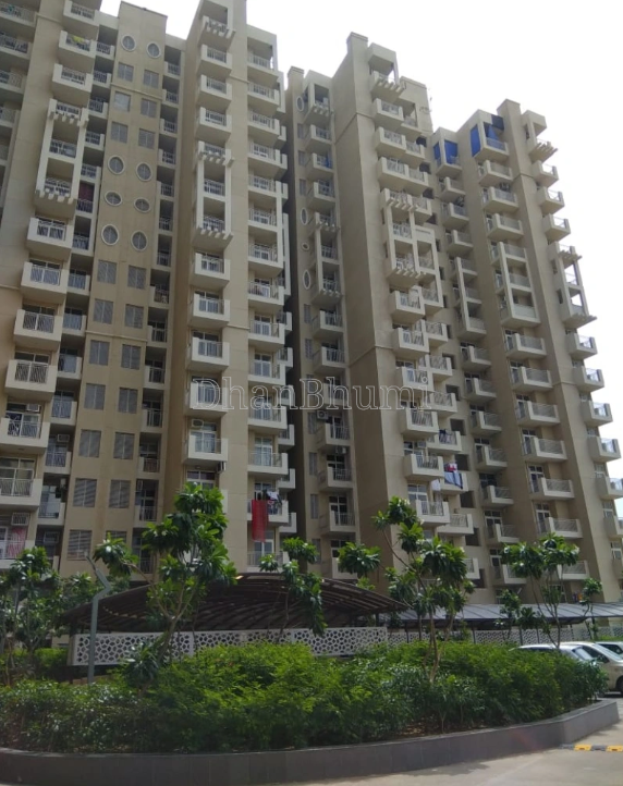 property_images/3_bhk_flatapartment_in_greater_noida_1778242382_69fdd34e5ac5b.png