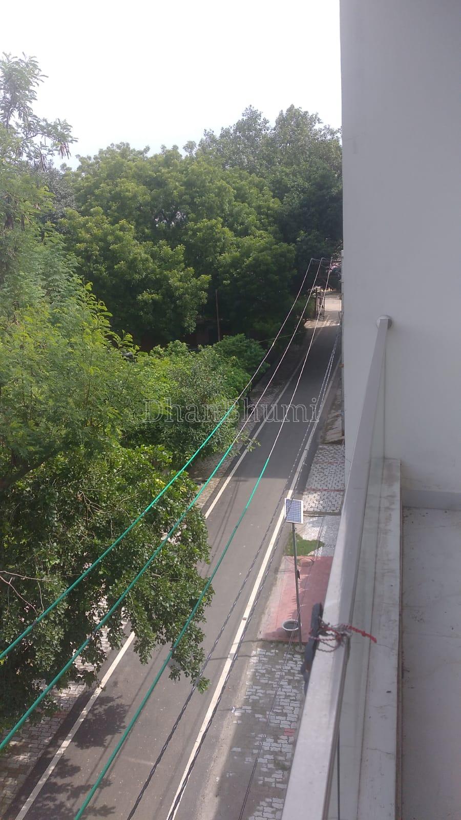 property_images/3_bhk_flatapartment_in_kanpur_1781414593_6a2e3ac1edab0.jpg