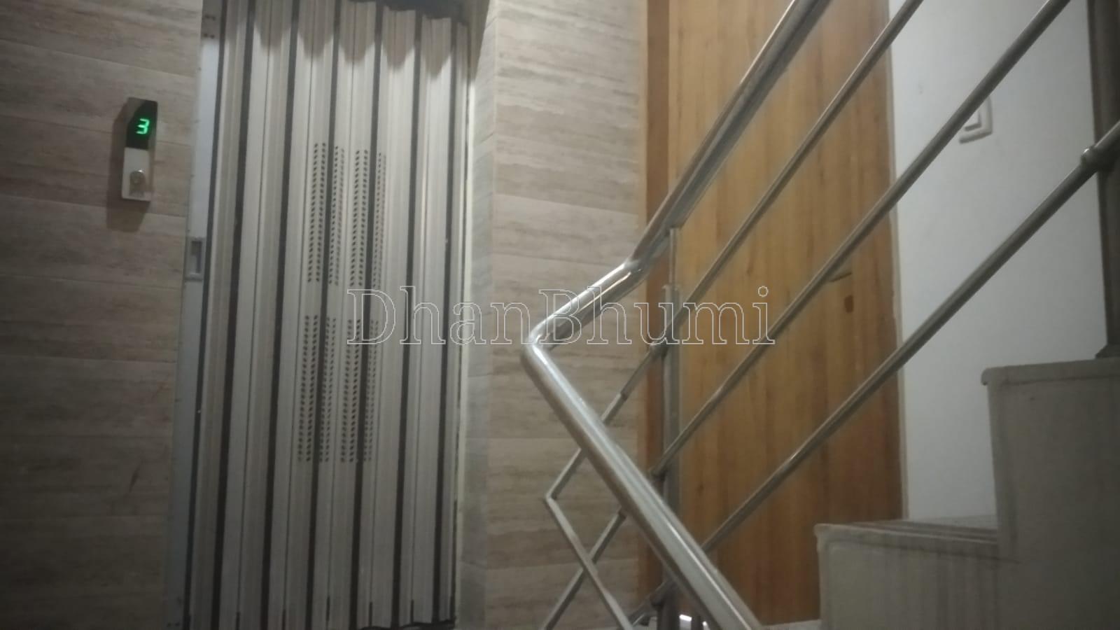 property_images/3_bhk_flatapartment_in_kanpur_1781414594_6a2e3ac212ba4.jpg