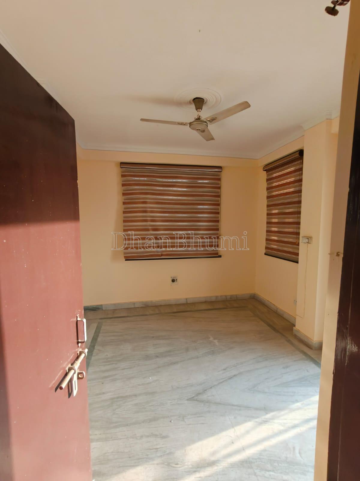 property_images/3_bhk_flatapartment_in_lucknow_1781676920_6a323b78b4cb7.jpeg