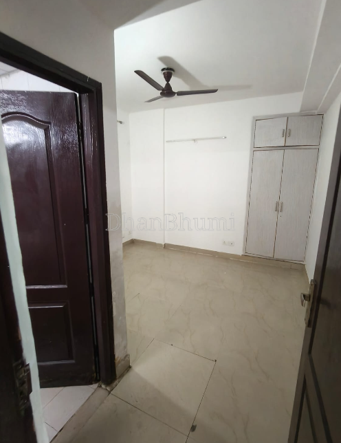 property_images/3_bhk_flatapartment_in_noida_1786703472_6a7eee702261f.png