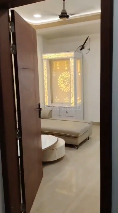 property_images/3_bhk_independent_builder_floor_in_mathura_1787735294_6a8eacfe3aec0.png
