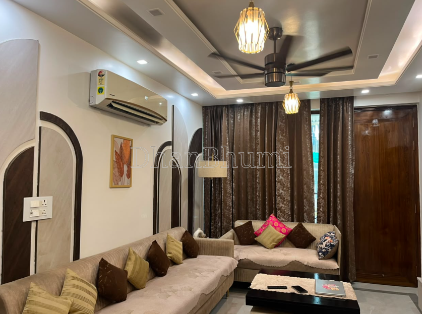 property_images/4_bhk_flatapartment_in_delhi_1786100216_6a75b9f80a2b3.PNG