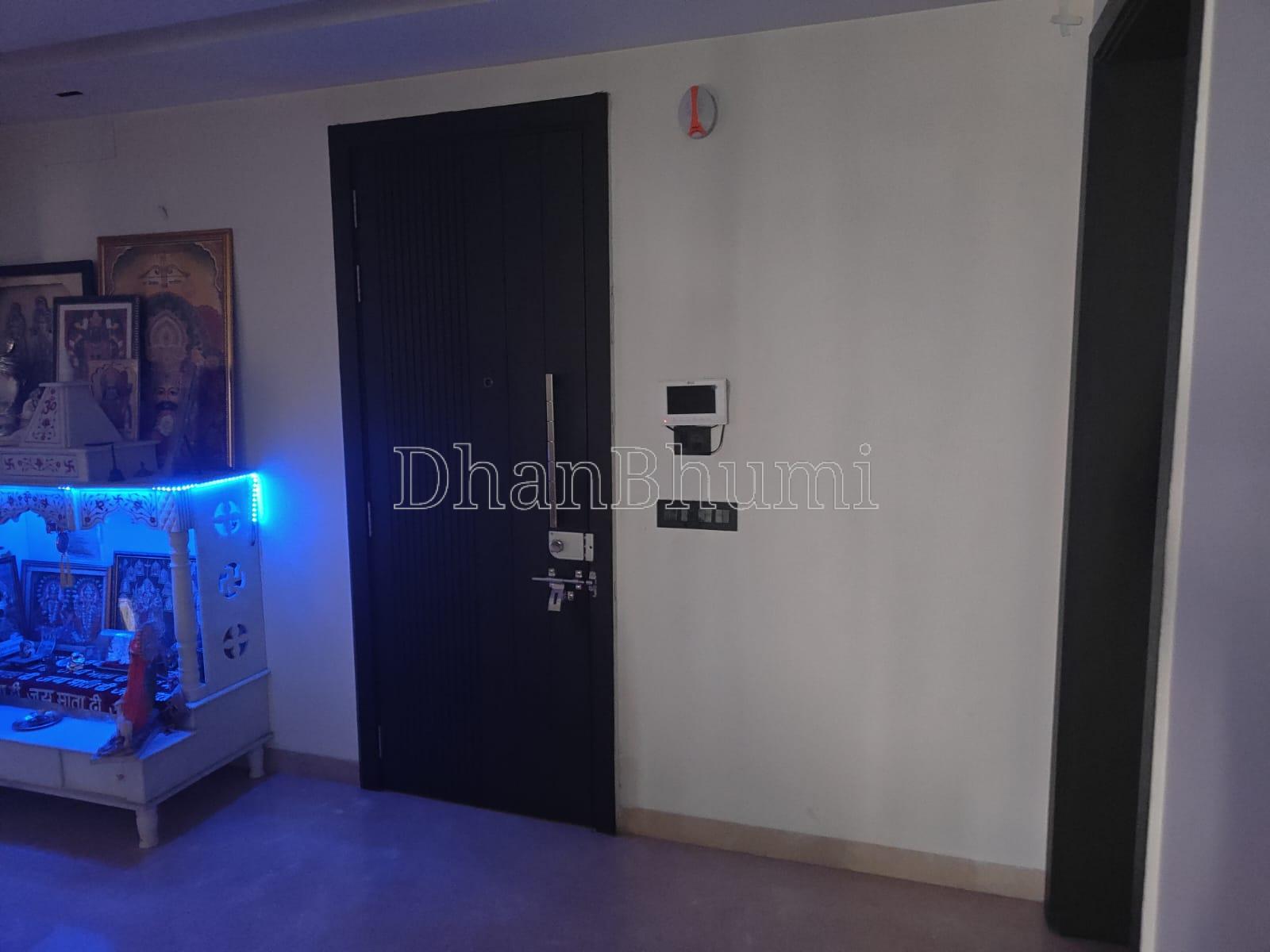 property_images/4_bhk_independent_builder_floor_in_delhi_1784626676_6a5f3df499165.jpeg