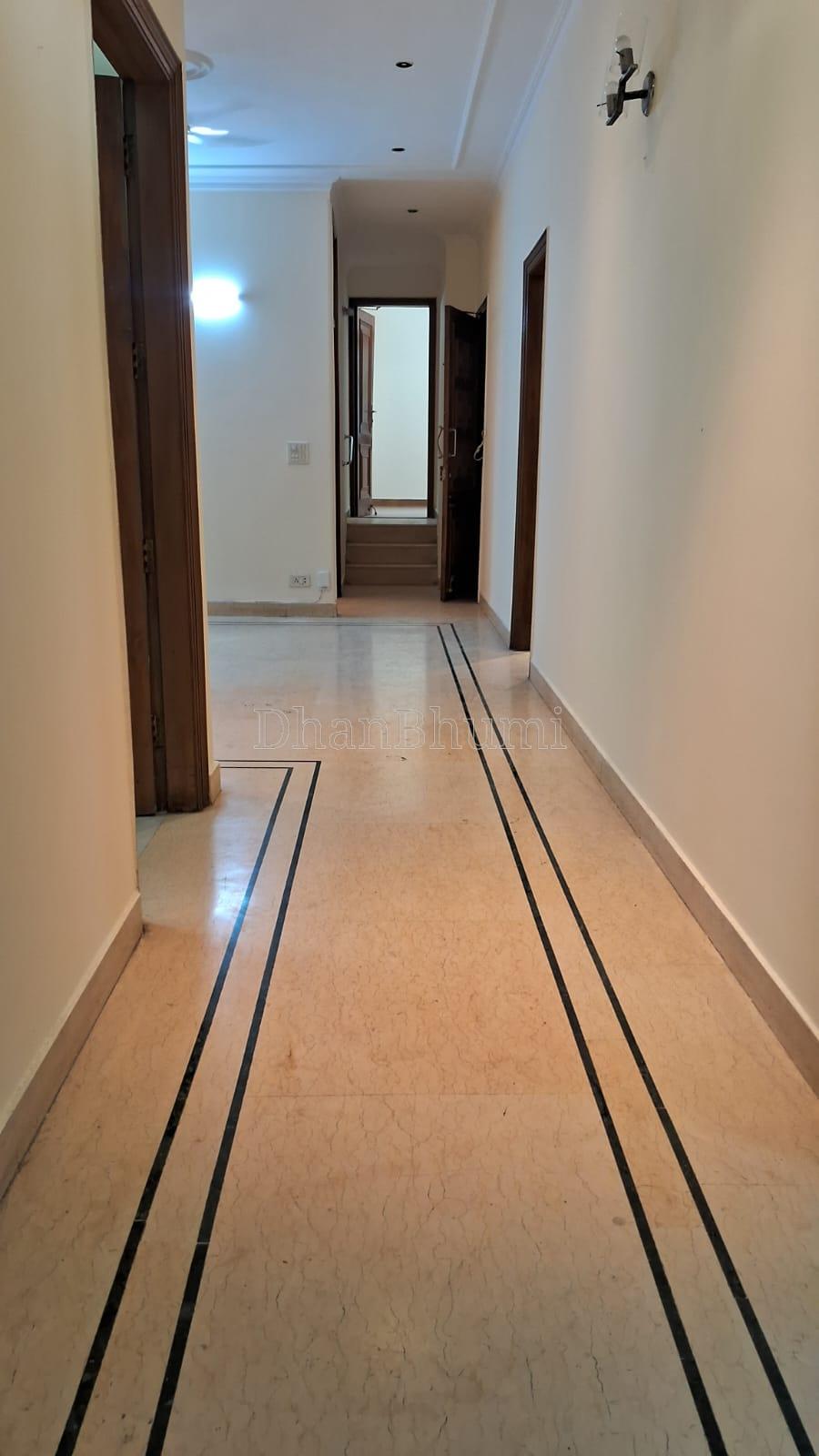 property_images/4_bhk_independent_builder_floor_in_delhi_1785318870_6a69cdd62b3ba.jpeg
