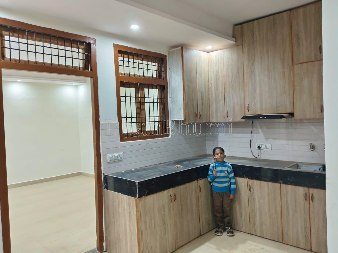 property_images/4_bhk_independent_builder_floor_in_gwalior_1781503858_6a2f9772d47cb.jpeg