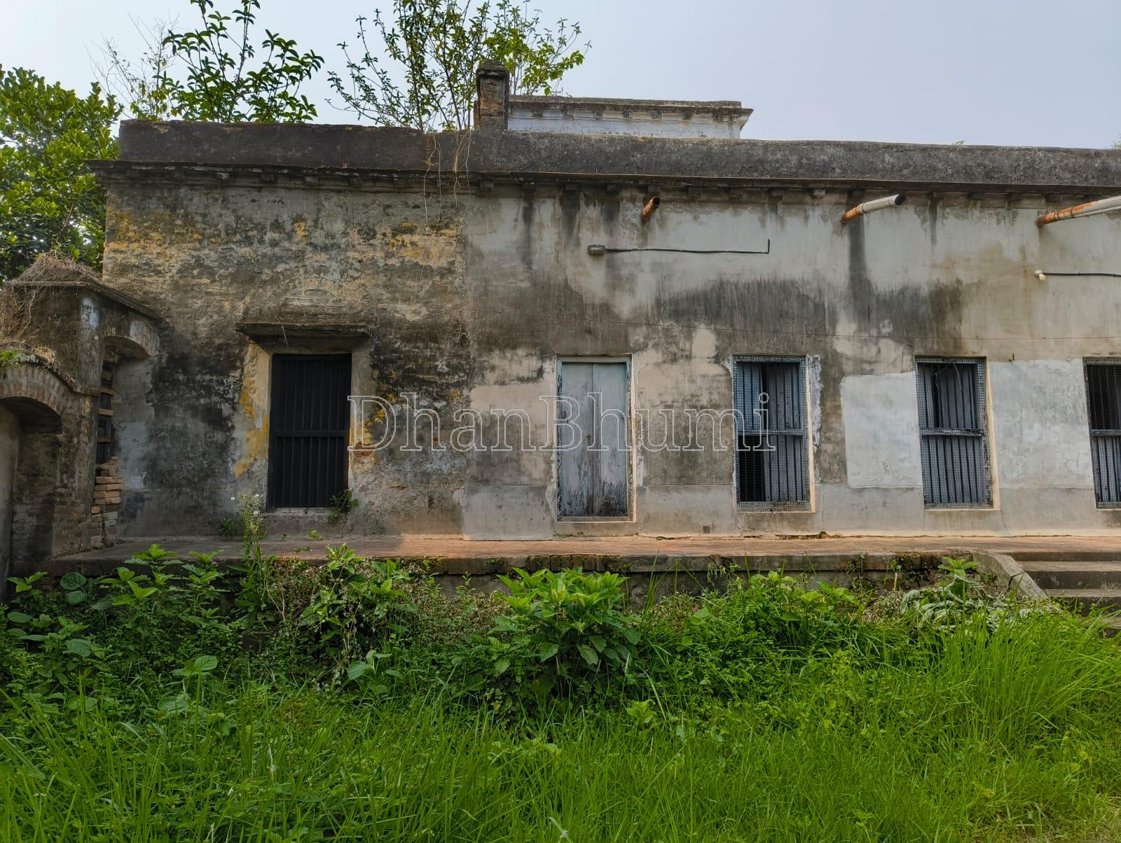 property_images/5_bhk_independent_housevilla_in_north_24_parganas_1785484061_6a6c531ddecb6.jpeg