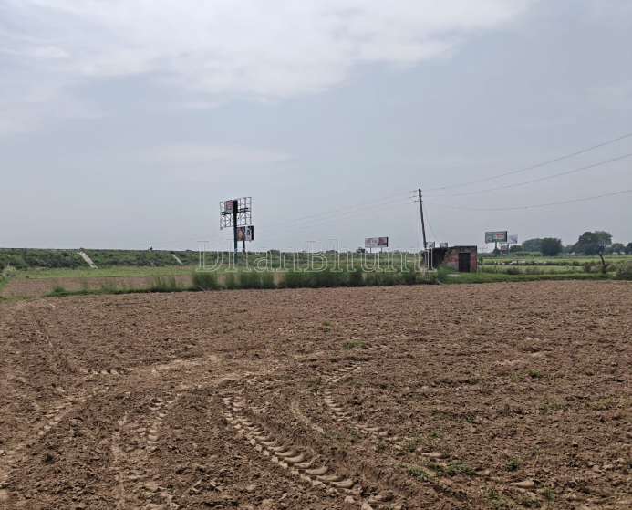 property_images/agricultural_in_vrindavan_1787045890_6a84280202cd3.png