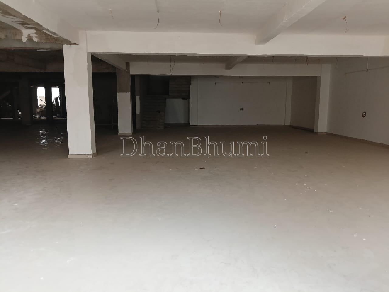 property_images/commercial_buildingsco_in_bahraich_1781168753_6a2a7a712fdd5.jpg