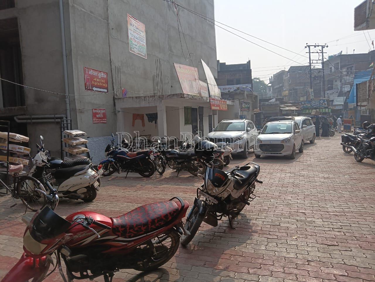 property_images/commercial_buildingsco_in_bahraich_1781168753_6a2a7a713b6e6.jpg