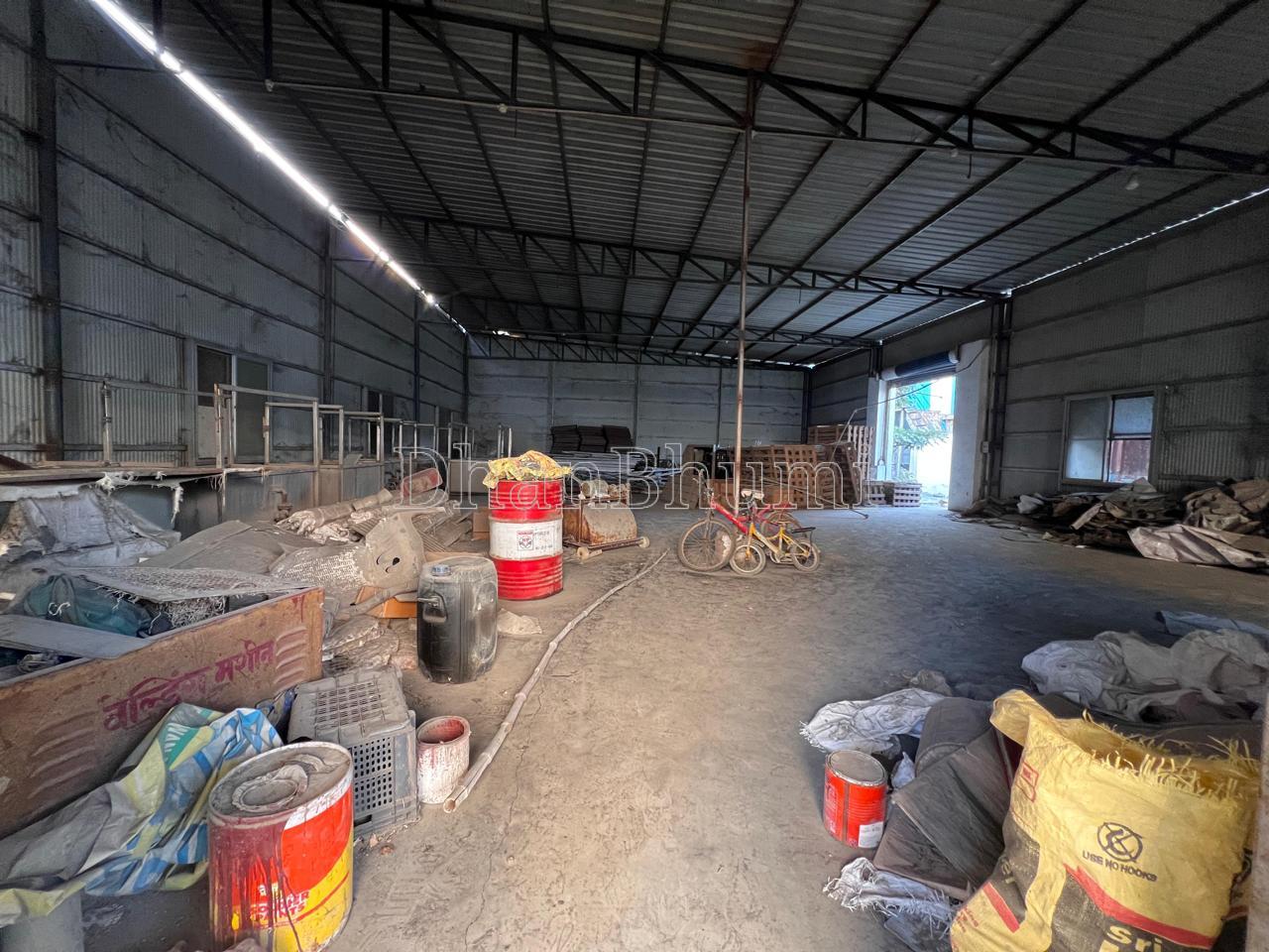 property_images/factory_building_in_jaunpur_1789122461_6aa3d79d0e4c4.jpeg