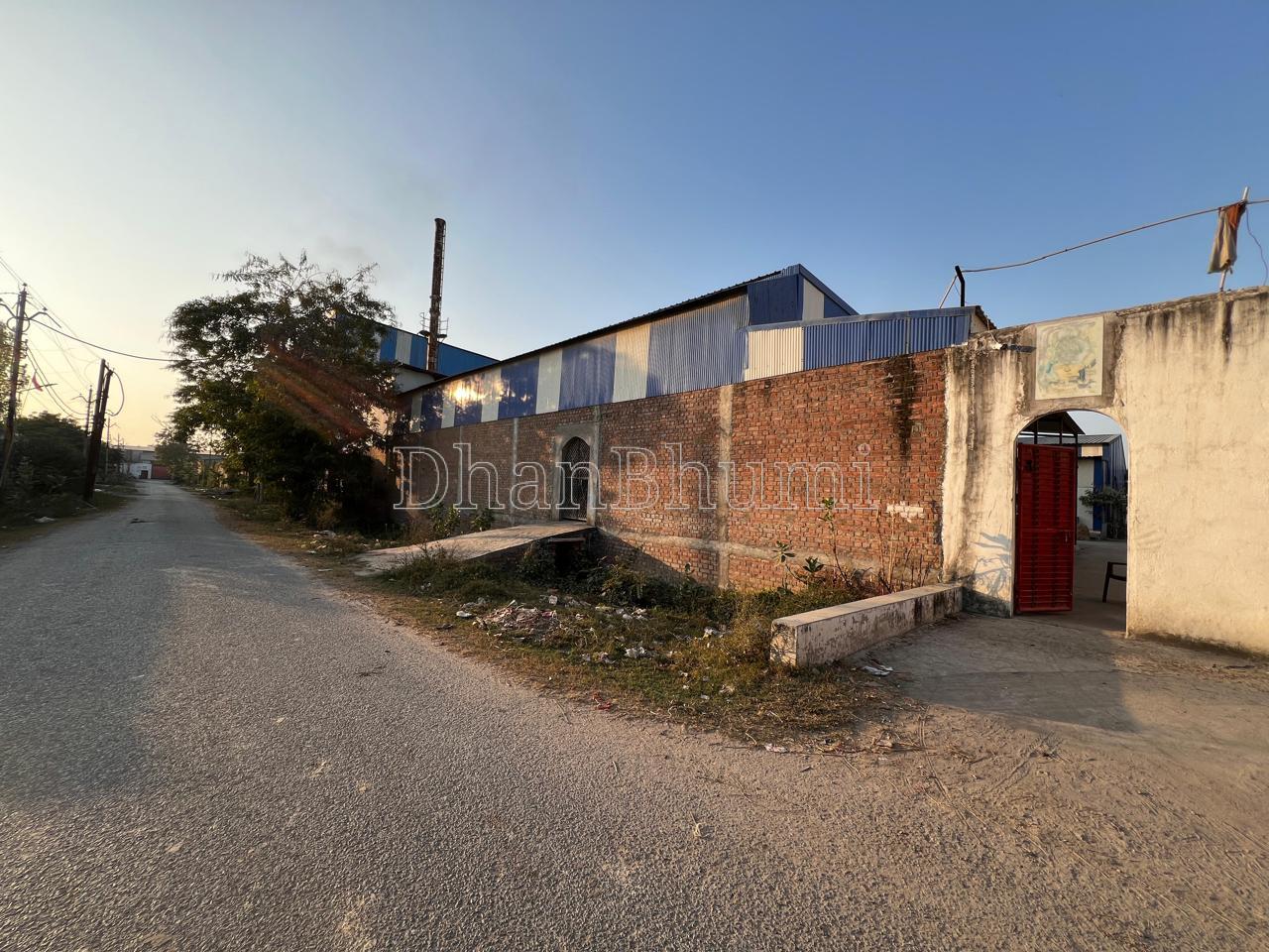 property_images/factory_building_in_jaunpur_1789122461_6aa3d79d1a33d.jpeg