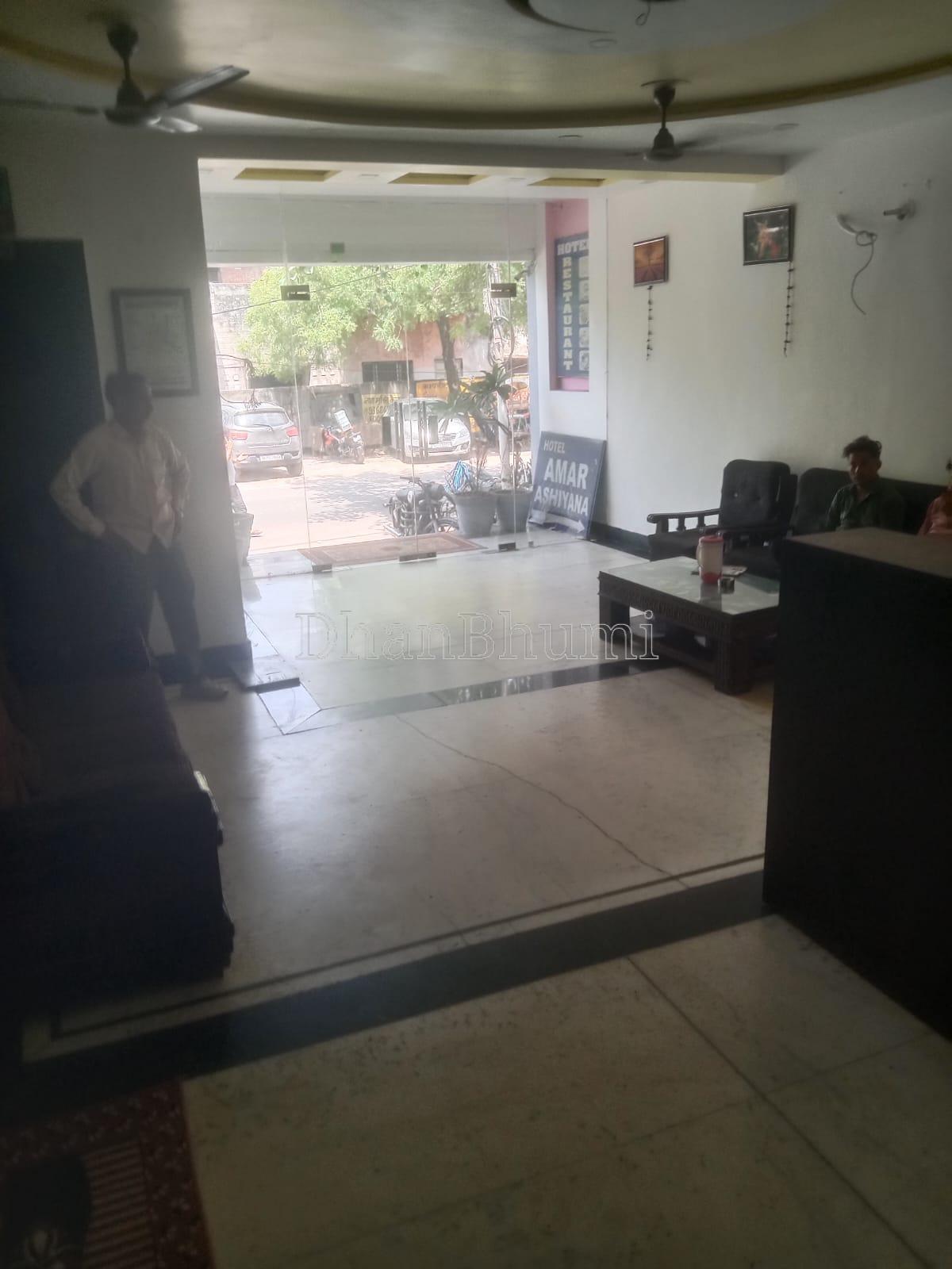 property_images/hotelresort_in_agra_1785155174_6a674e667e563.jpeg