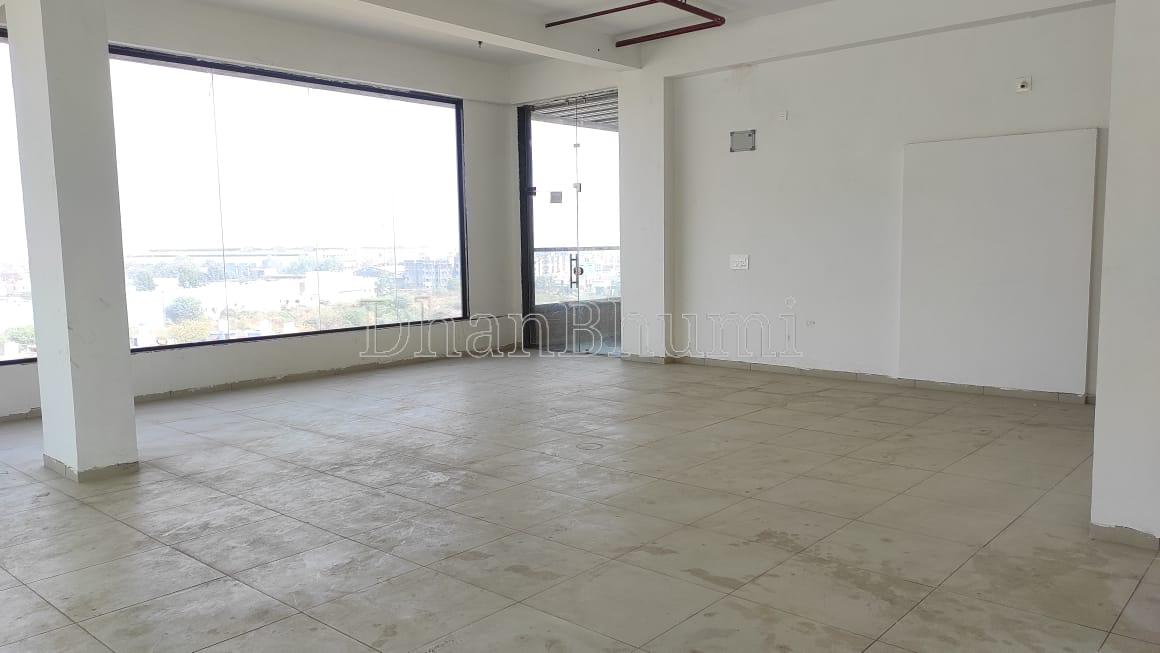 property_images/office_in_ahmedabad_1782387338_6a3d128a092a5.jpeg